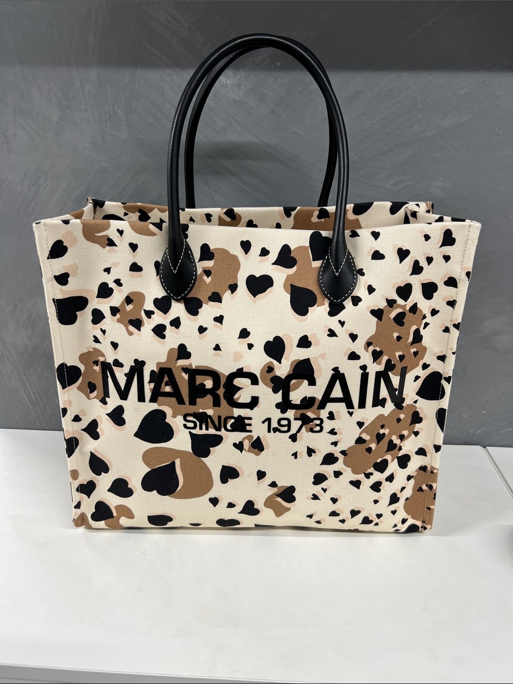Marc Cain Cream, Black & Brown Heart-Print Tote